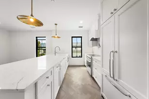 15 Hunting St, Cambridge, MA 02141 - Photo 3