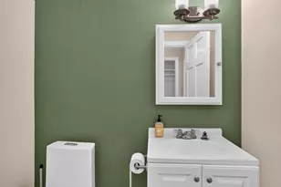 4 Parkway Rd, Medford, MA 02155 - Photo 23