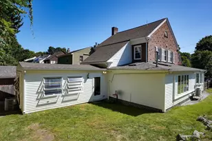 4 Parkway Rd, Medford, MA 02155 - Photo 5