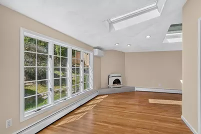 4 Parkway Road, Medford, MA 02155 - Photo 15