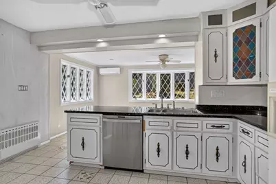 4 Parkway Road, Medford, MA 02155 - Photo 11