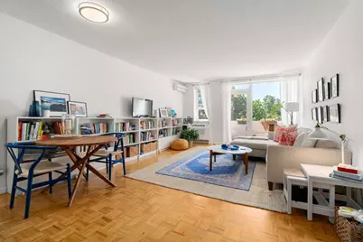 100 Marion St #47, Brookline, MA 02446 - Photo 5