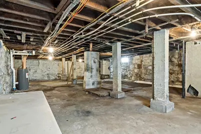 86 Beetle St, New Bedford, MA 02746 - Photo 37
