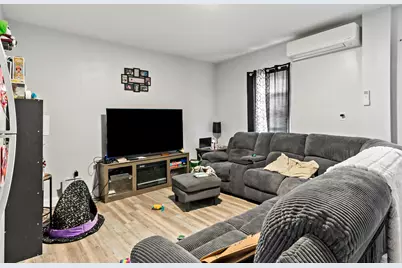 86 Beetle St, New Bedford, MA 02746 - Photo 31