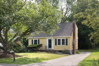 28 Middle St, Lexington, MA 02421 - Photo 1