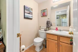 417 Hildreth St, Lowell, MA 01850 - Photo 7