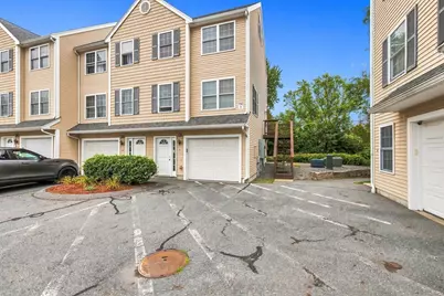 417 Hildreth St #5, Lowell, MA 01850 - Photo 17