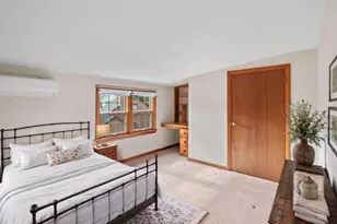 6 Van Horn St, West Springfield, MA 01089 - Photo 37