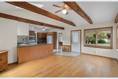 6 Van Horn Street, West Springfield, MA 01089 - Photo 19
