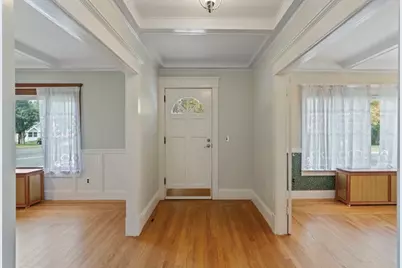 6 Van Horn Street, West Springfield, MA 01089 - Photo 7