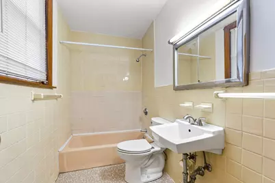 131 Altamont Ave, Melrose, MA 02176 - Photo 9