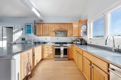 60 Rocky Neck Avenue #202, Gloucester, MA 01930 - Photo 5