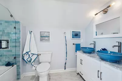 60 Rocky Neck Avenue #202, Gloucester, MA 01930 - Photo 9