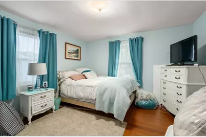 35 Farquhar Rd, Newton, MA 02460 - Photo 15