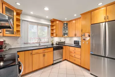 35 Farquhar Rd, Newton, MA 02460 - Photo 7