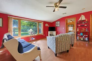 1634 Drift Rd, Westport, MA 02790 - Photo 5