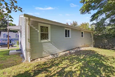 9 Johnson Ave, Johnston, RI 02919 - Photo 11