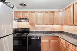 237 N Main St, Andover, MA 01810 - Photo 3