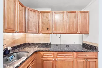 237 N Main St #5, Andover, MA 01810 - Photo 3