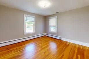 35 Newtonville Ave, Fitchburg, MA 01420 - Photo 11