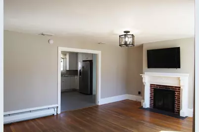 35 Newtonville Avenue, Fitchburg, MA 01420 - Photo 5