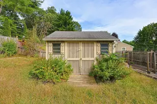27 Country Club Dr, Westfield, MA 01085 - Photo 23