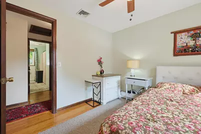 27 Country Club Dr, Westfield, MA 01085 - Photo 7