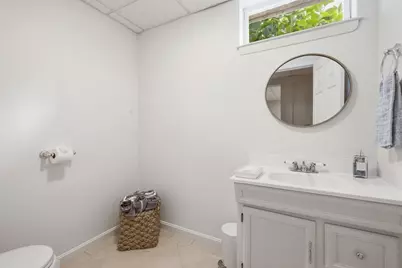 9 Peterson Rd, Peabody, MA 01960 - Photo 37