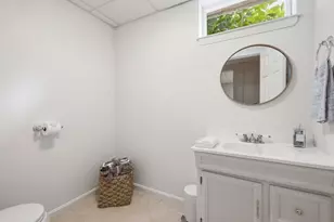 9 Peterson Rd, Peabody, MA 01960 - Photo 37