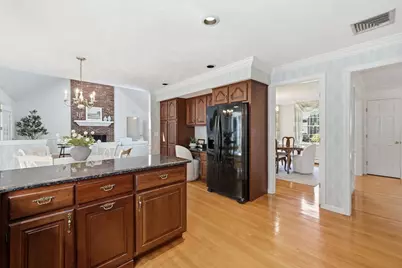9 Peterson Rd, Peabody, MA 01960 - Photo 15