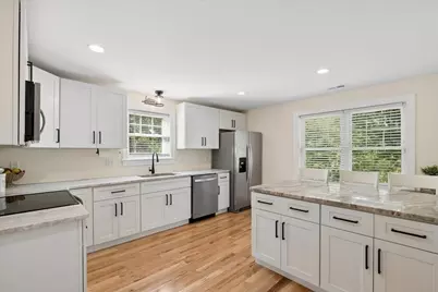 44 California, Tewksbury, MA 01876 - Photo 21