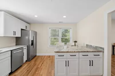 44 California, Tewksbury, MA 01876 - Photo 19