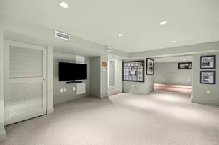 65 Crocker Rd, Medford, MA 02155 - Photo 33