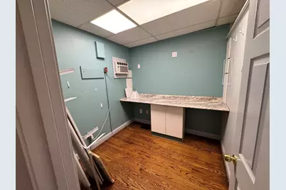103 Savin Hill Ave, Boston, MA 02125 - Photo 9