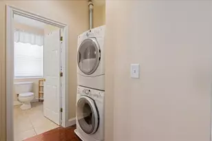 24 Washington St, Haverhill, MA 01832 - Photo 11