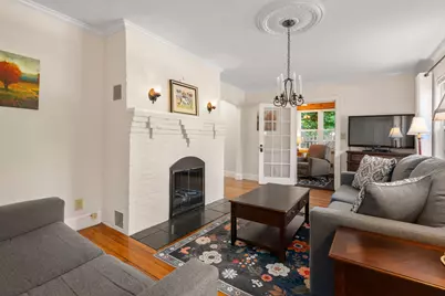 122 Austin St, Newton, MA 02460 - Photo 5