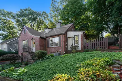 122 Austin St, Newton, MA 02460 - Photo 35