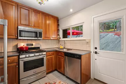 122 Austin St, Newton, MA 02460 - Photo 13