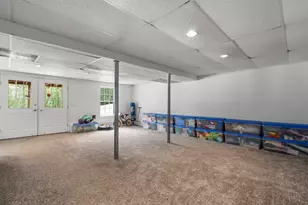 109 Appleton St, Springfield, MA 01108 - Photo 23