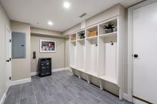 47 High St, Newton, MA 02464 - Photo 25