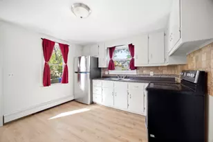 62 Haumont Terrace, Springfield, MA 01104 - Photo 5