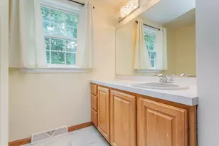 27 Gretchen Way, Raynham, MA 02767 - Photo 29