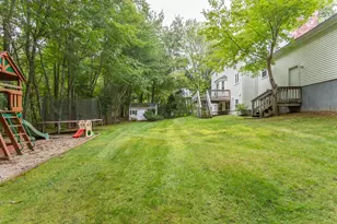 27 Gretchen Way, Raynham, MA 02767 - Photo 3