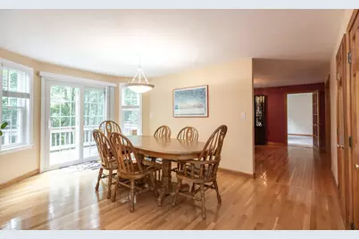 27 Gretchen Way, Raynham, MA 02767 - Photo 9