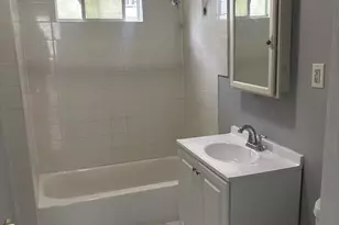 129-131 W Alvord St, Springfield, MA 01108 - Photo 7