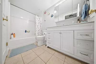 128 Howe St, Marlborough, MA 01752 - Photo 33