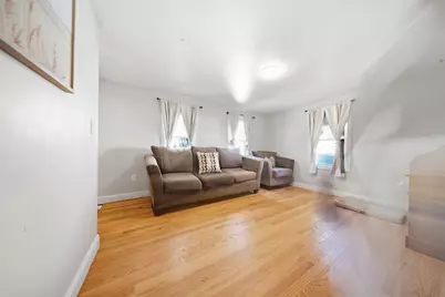 128 Howe St, Marlborough, MA 01752 - Photo 11