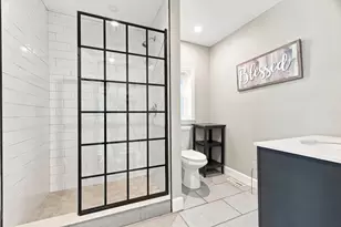463 Pleasant St, East Bridgewater, MA 02333 - Photo 13