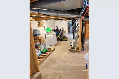 6 Delaware St, Worcester, MA 01603 - Photo 11