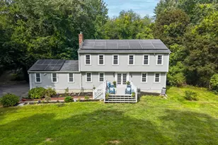 543 Central St, Holliston, MA 01746 - Photo 1